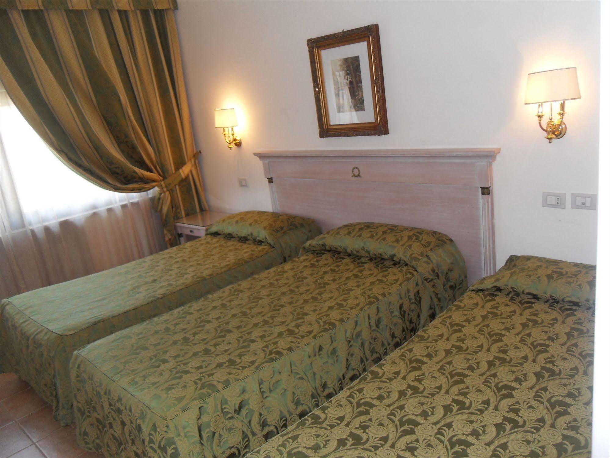Mancini Park Hotel Rome Buitenkant foto
