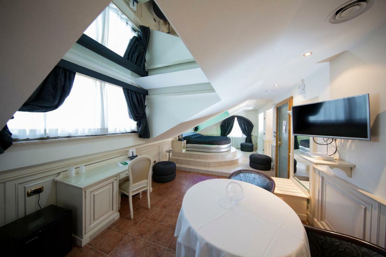Mancini Park Hotel Rome Buitenkant foto