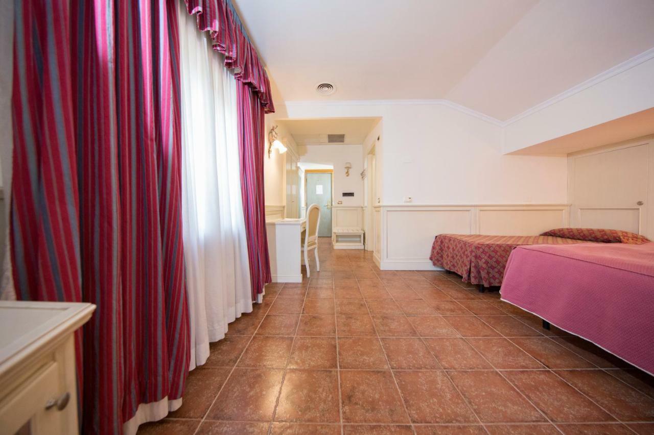 Mancini Park Hotel Rome Buitenkant foto